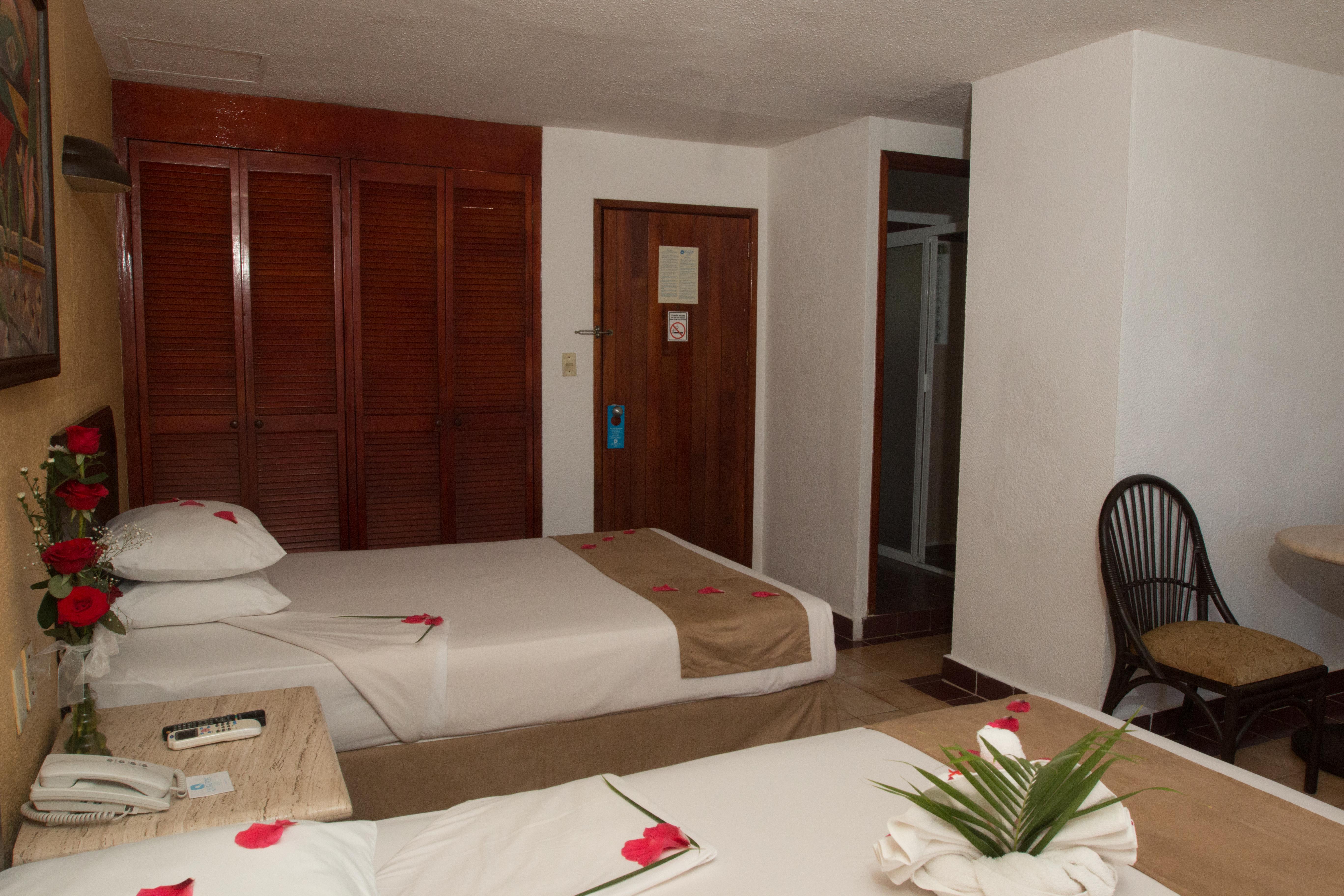 Qualton Club Ixtapa All Inclusive エクステリア 写真